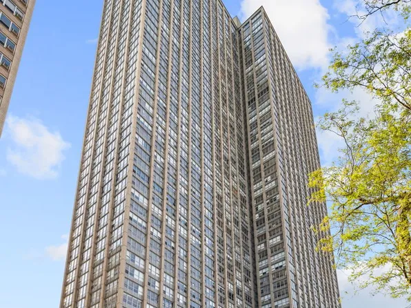 655 W Irving Park Rd APT 4011, Chicago, IL 60613