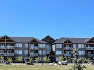 1005 A NE Westmount Dr #107, Strathmore, AB T1P0C3