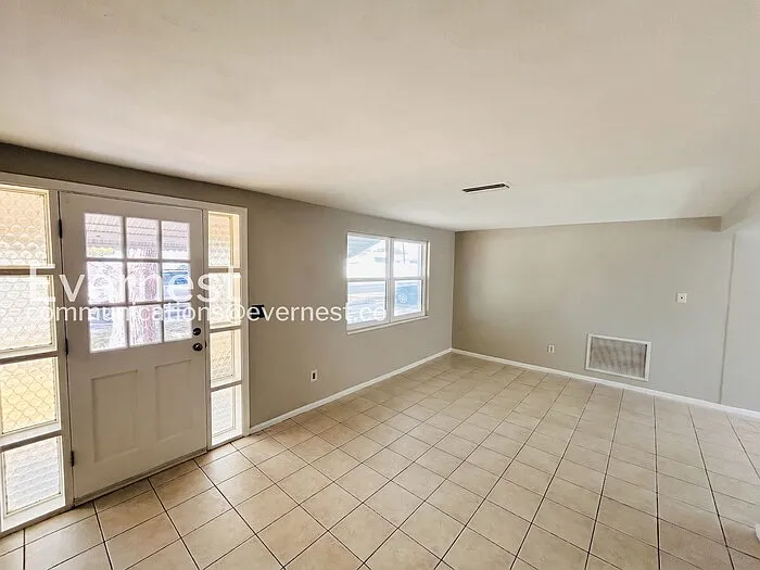 2412 Arcadia Rd — Photo 10