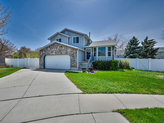 2nd image of 1045 W Ranch Park Dr