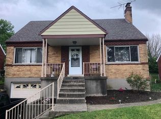 4345 Saint Martins Pl, Cincinnati, OH 45211