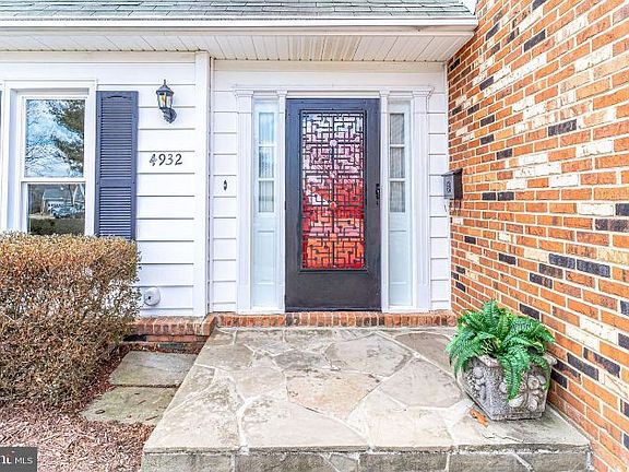 3rd image of 4932 Tarheel Way