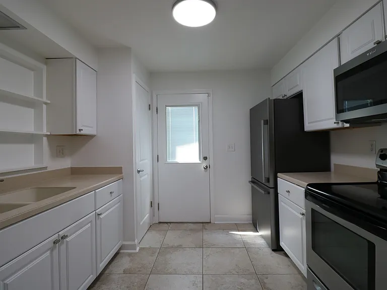 206 Phoenetia Dr — Photo 4