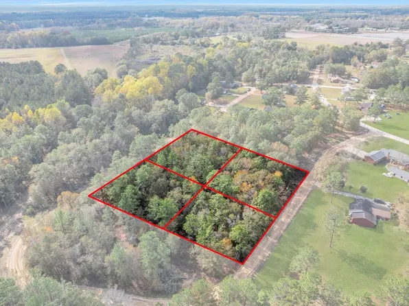 Oak Cir, Glennville, GA 30427