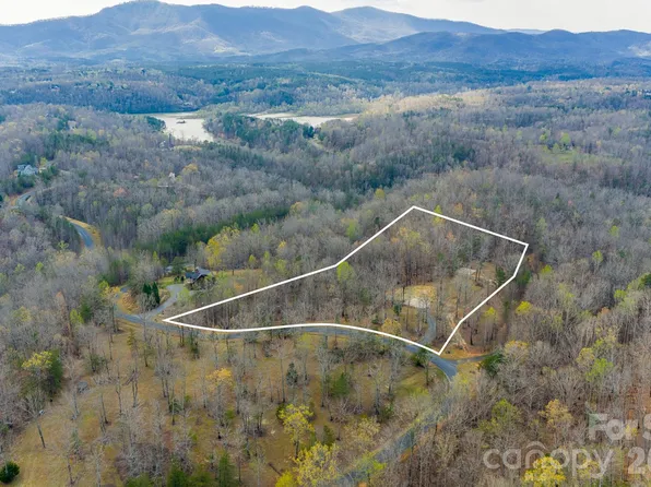 117 N Boundary Rd, Mill Spring, NC 28756