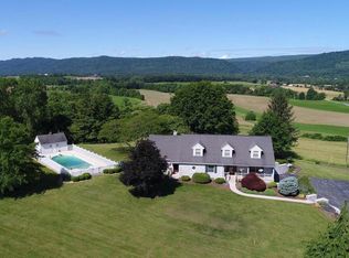 12592 Dickeys Rd, Mercersburg, PA 17236