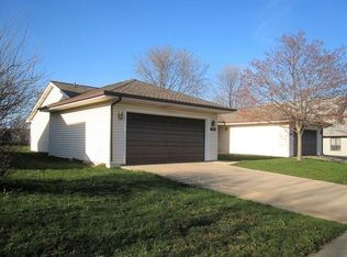 707 Higgins Rd, Champaign, IL 61822