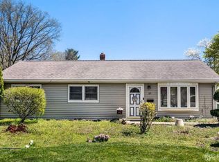 25 Clausen Rd, Edison, NJ 08817