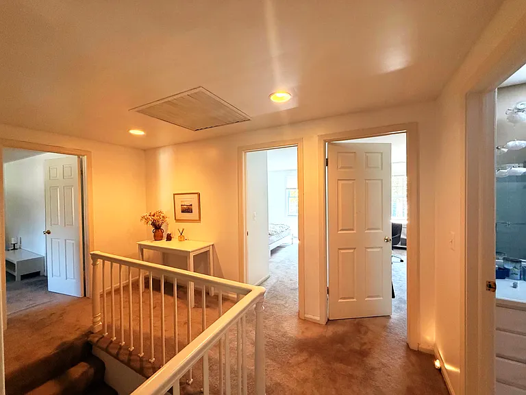 1667 Ross Dr — Photo 10