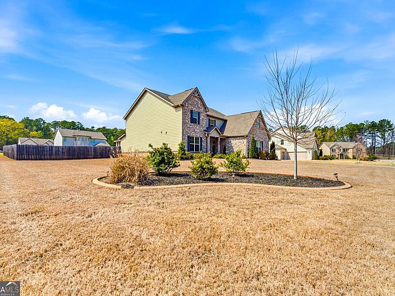 4th image of 801 Relic Rdg