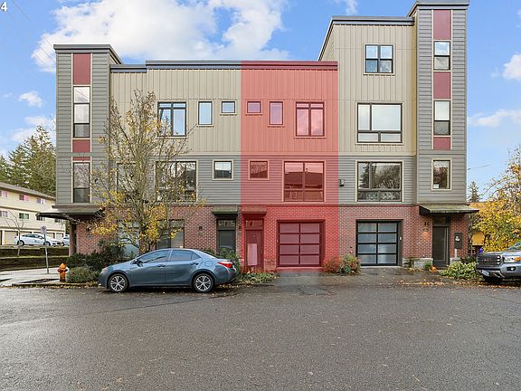 2nd image of 3412 SW Moss St