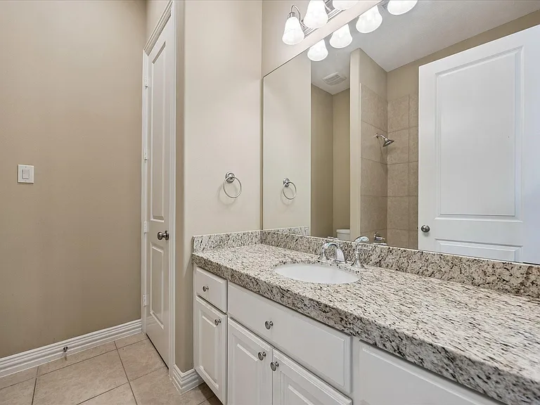 14450 Kingston Cove Ln — Photo 24