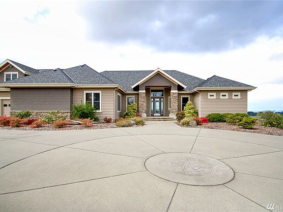 Custom concrete driveway/parking area. 