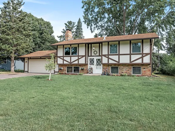 3045 Ensign Ave N, New Hope, MN 55427
