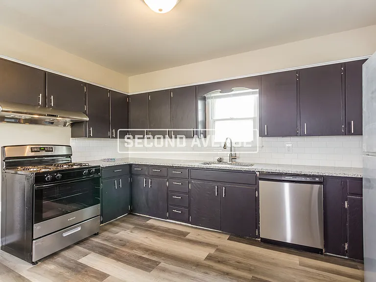 4628 SE 27th St — Photo 5