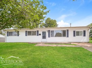 9701 Traverse Ln, Saint Louis, MO 63134