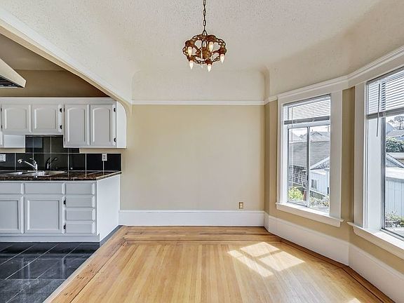 4th image of 1090 Plymouth Ave APT 2