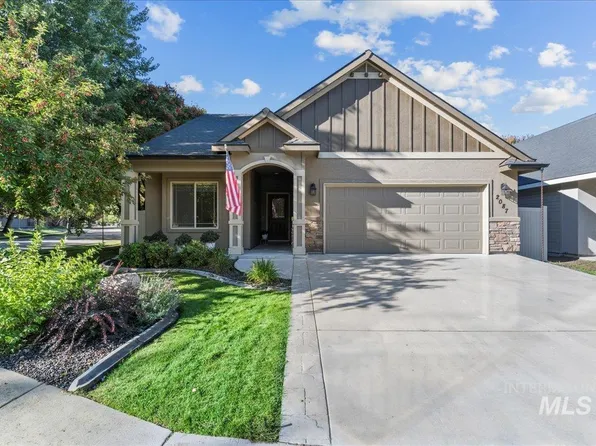 2087 E Mountain Man Dr, Meridian, ID 83646
