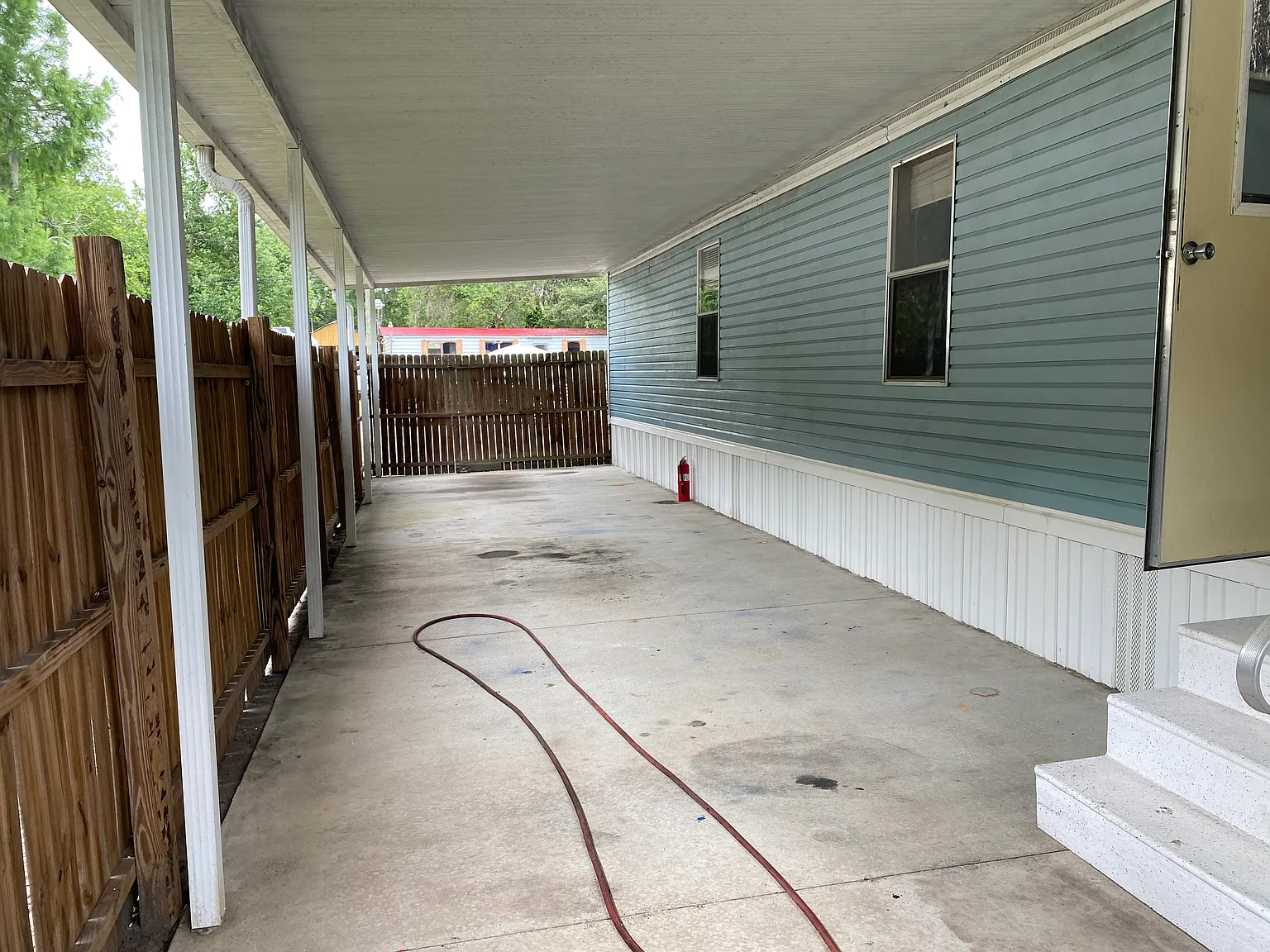 2 bed, 840 sqft, $1,600 — Photo 2