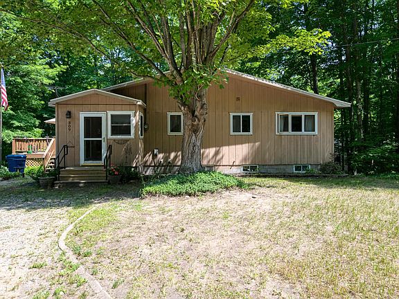 3rd image of 309 Oak Hill Rd SE