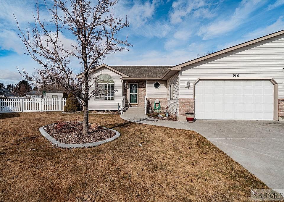 1st image of 916 Silkwood Cir
