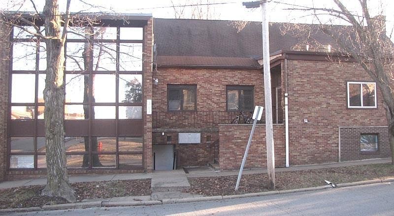 1st image of 301 W Elm St APT 6