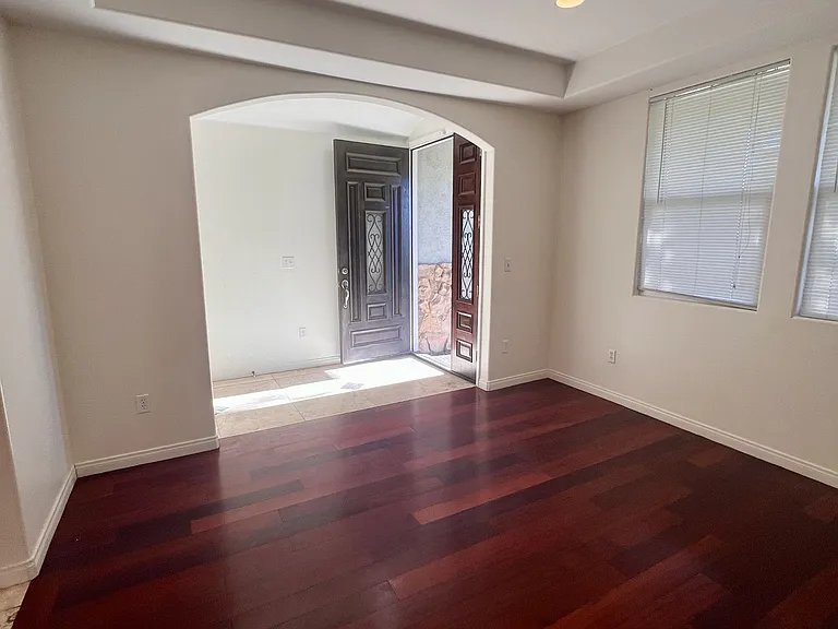4490 Gabriella Pl — Photo 8