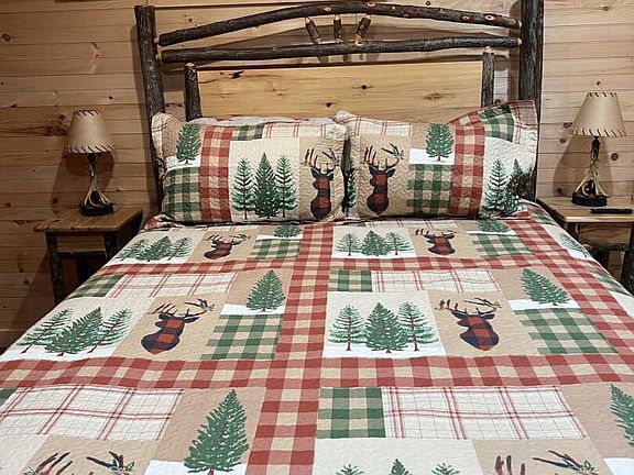 4th image of 989 Chiloway Road