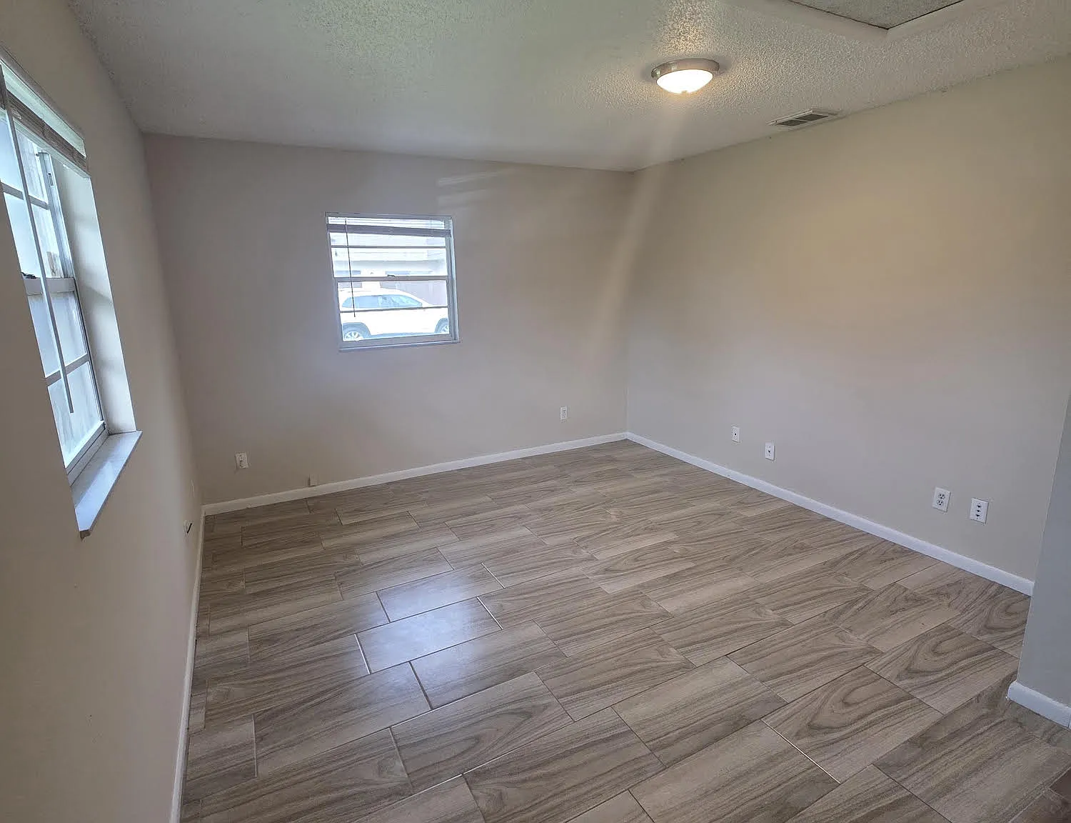 1 bed, 550 sqft, $950 — Photo 1