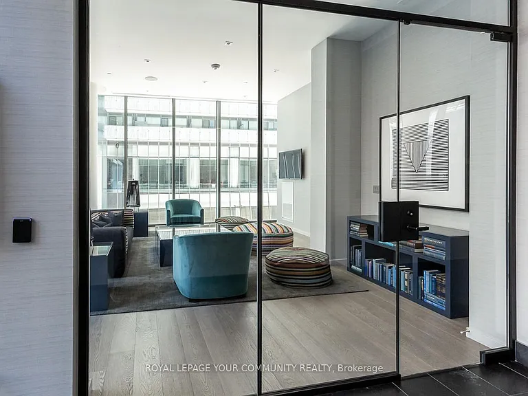 42 Charles St E #2610 — Photo 22
