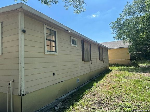 5th image of 315 COYOL ST