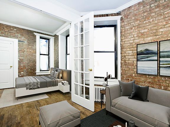 2nd image of 13 Essex St APT 3