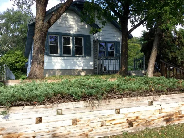 614 8th Ave N, Saint Cloud, MN 56303
