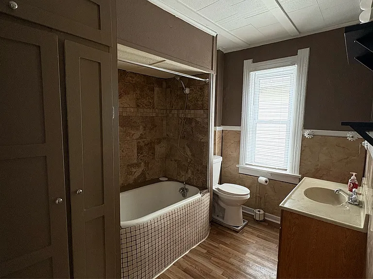 734 Parker Ave #2 — Photo 7