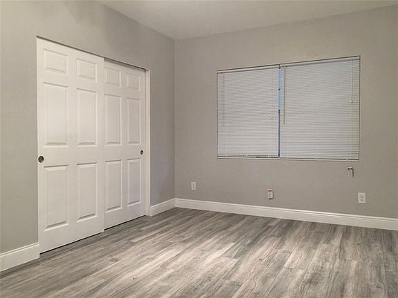 4th image of 4552 N Ocean Dr
