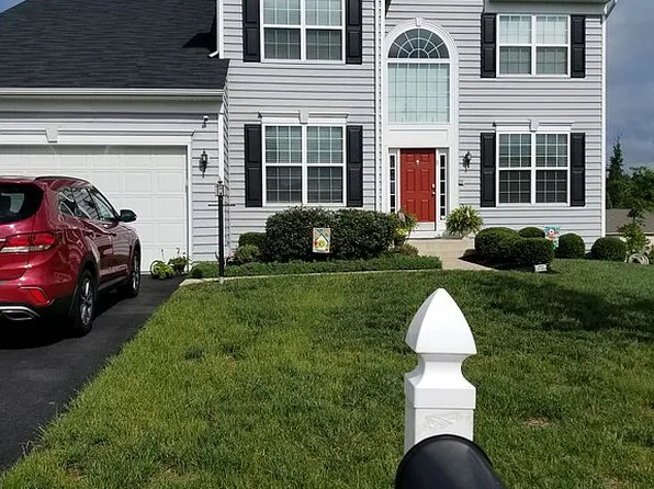 3 Tenola Ct, Fredericksburg, VA 22405