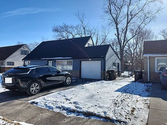 2nd image of 405 Westgate Dr