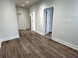 592 Church St #11, Toronto, ON M4Y 2E5