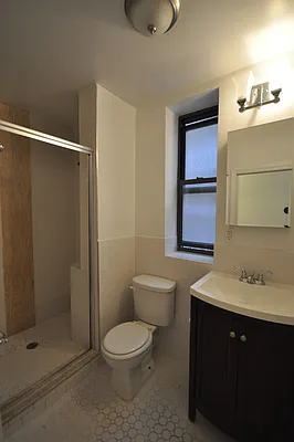 Rented by REAL New York | media 36