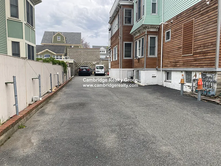 90 Summer St #2 — Photo 29