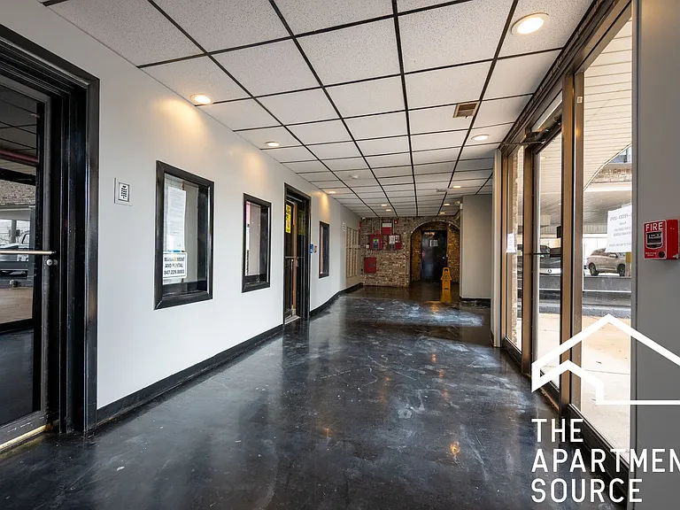 2310 N Harlem Ave #205 — Photo 8