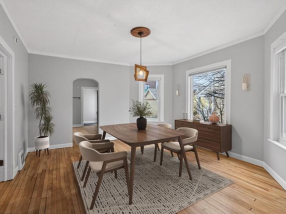 4th image of 953 Carroll Ave