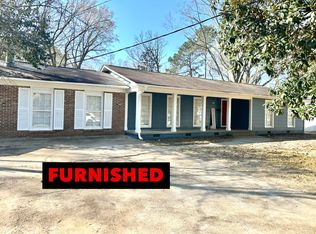 661 Reddoch Dr, Jackson, MS 39211