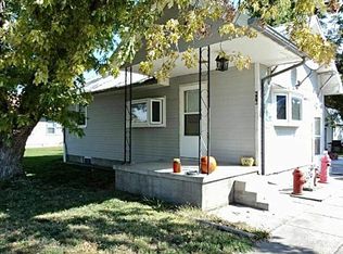 416 Oak St, Oxford, NE 68967