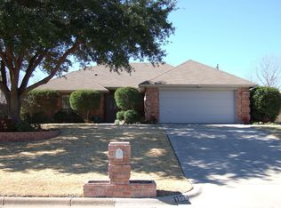 1220 Cozby St W, Benbrook, TX 76126