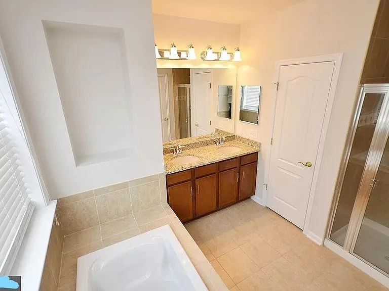 22676 Ferncrest Ter — Photo 12