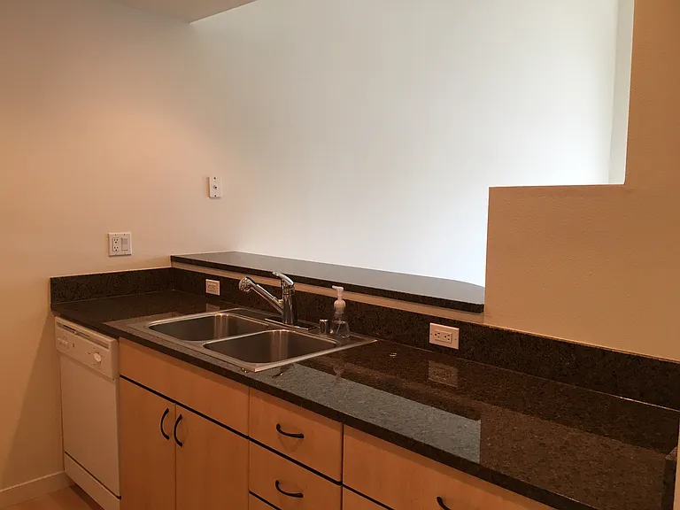 Downtown Mercer Island designed by Roger Newell — Photo 42