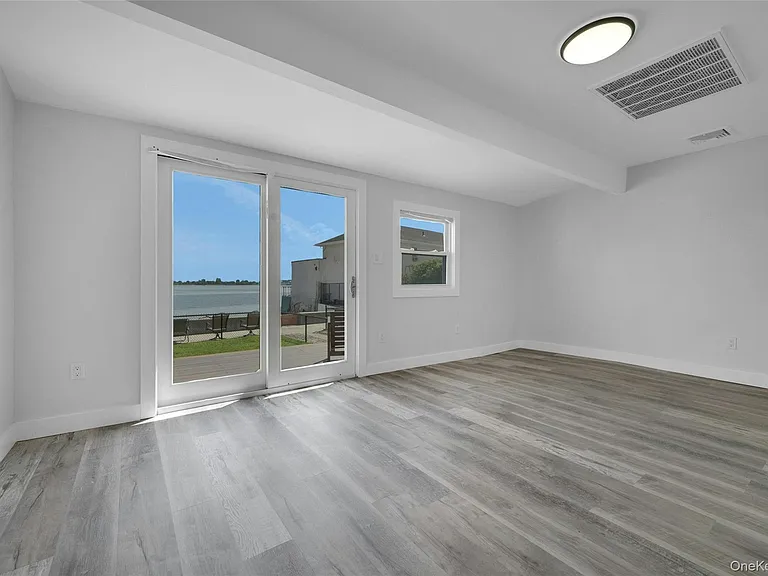 512 Minnieford Ave #508 — Photo 4