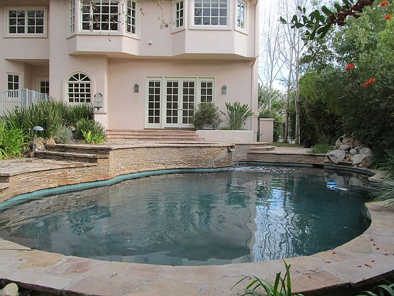 2nd image of 1301 White Dove Cir