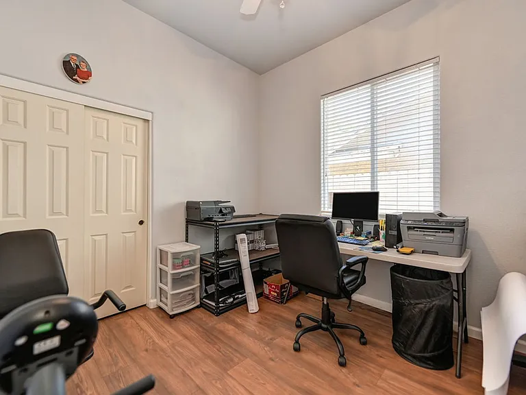 1669 Calabasa Dr — Photo 22